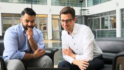 The Kuraray Mowital® Technology Scouting Team (Gurshranjit Singh und Dr. Florian Mummy) Das Kuraray Mowital® Technology Scouting Team